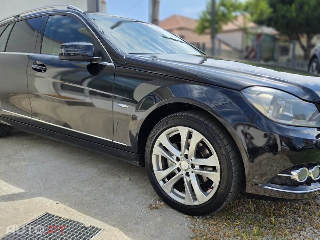 Mercedes-Benz C 200 AVANGARD — fotografia 2