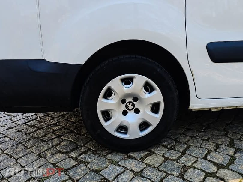 Peugeot Partner 1.6 BlueHDi L1 Premium 3L