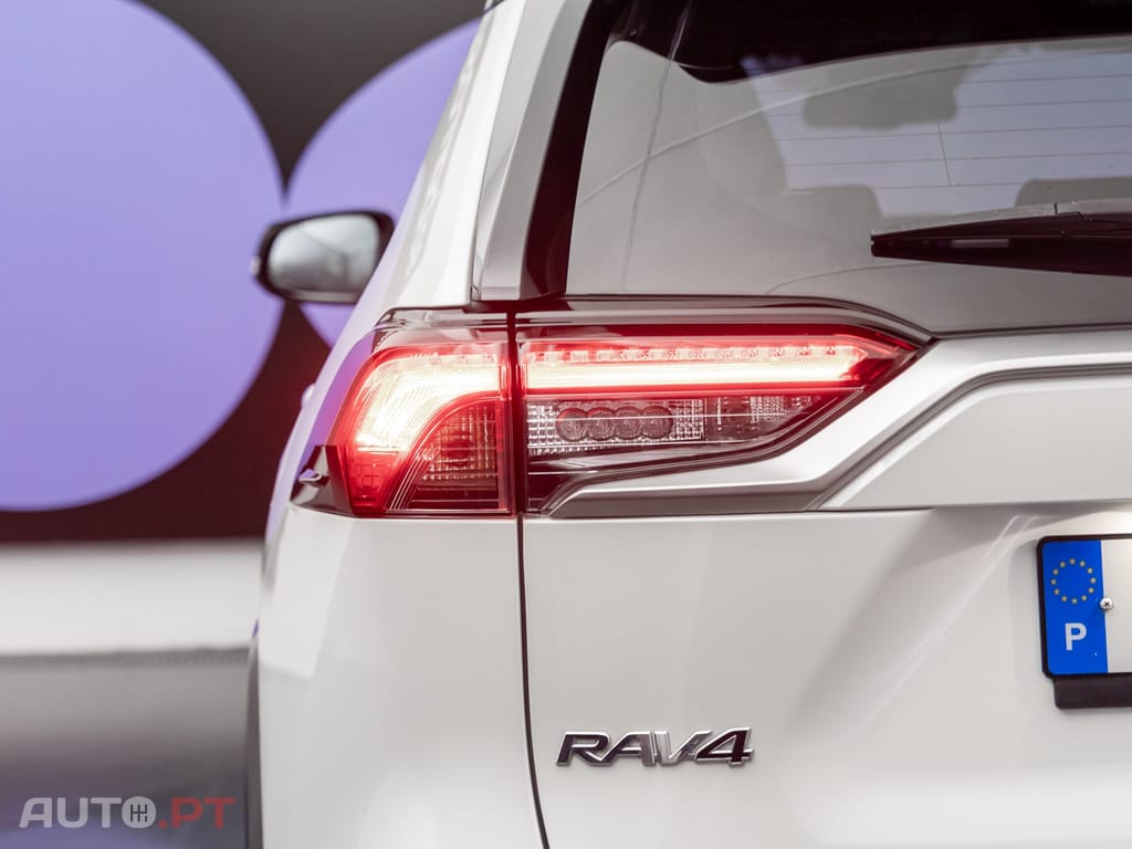 Toyota RAV4 2.5 HDF Plug-in Square Co.AWD-i