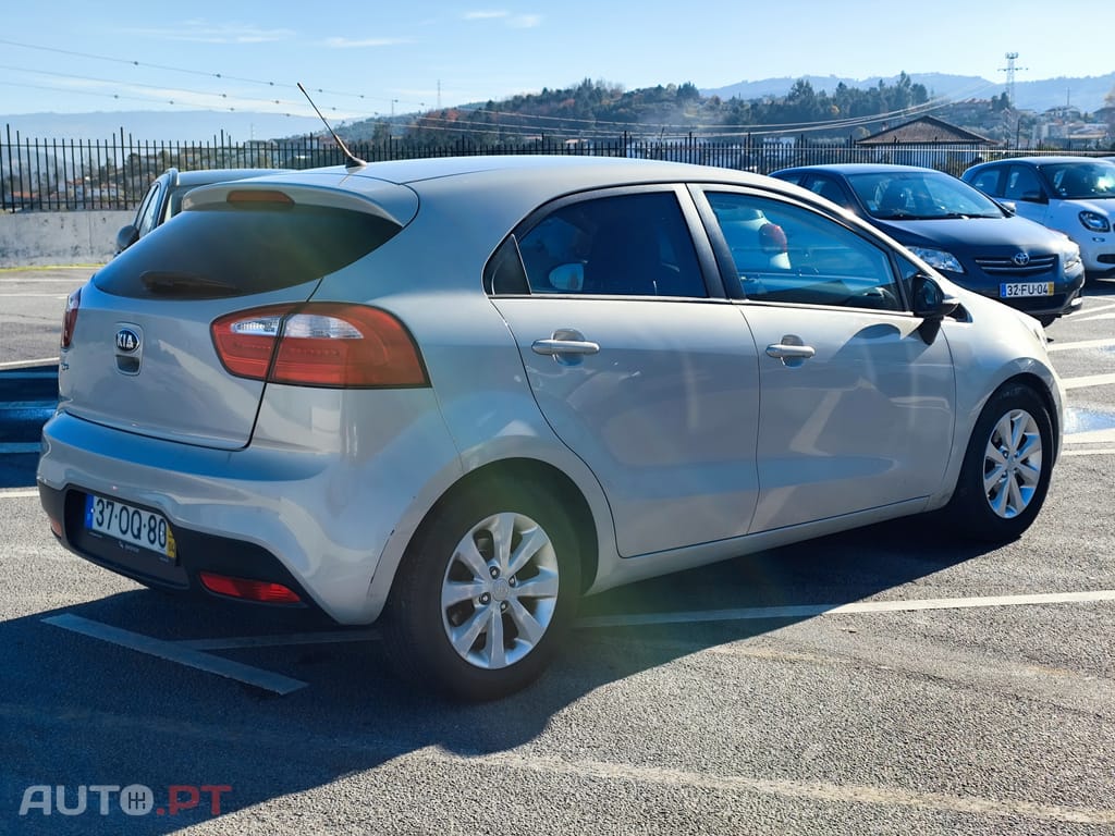 Kia Rio 1.25 cvvt AC+ve