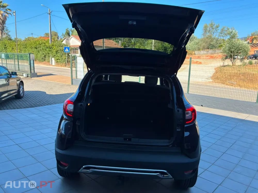 Renault Captur 1.2 TCe Initiale Paris EDC