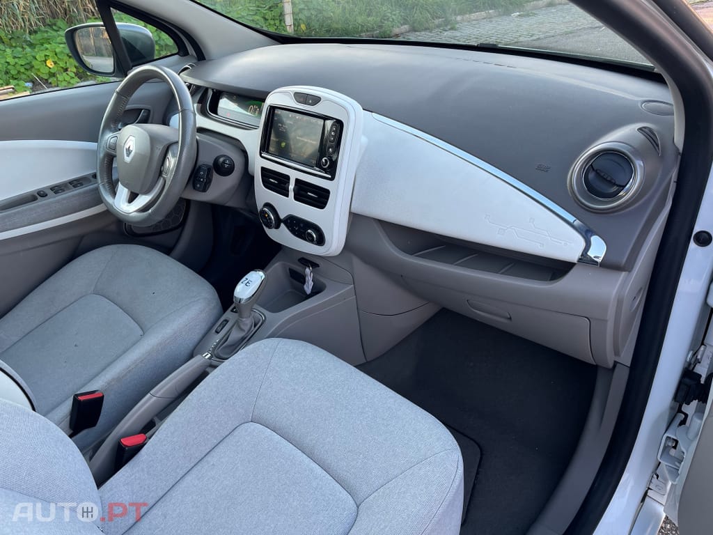 Renault Zoe (c/ Bateria) Intens 40 Q90
