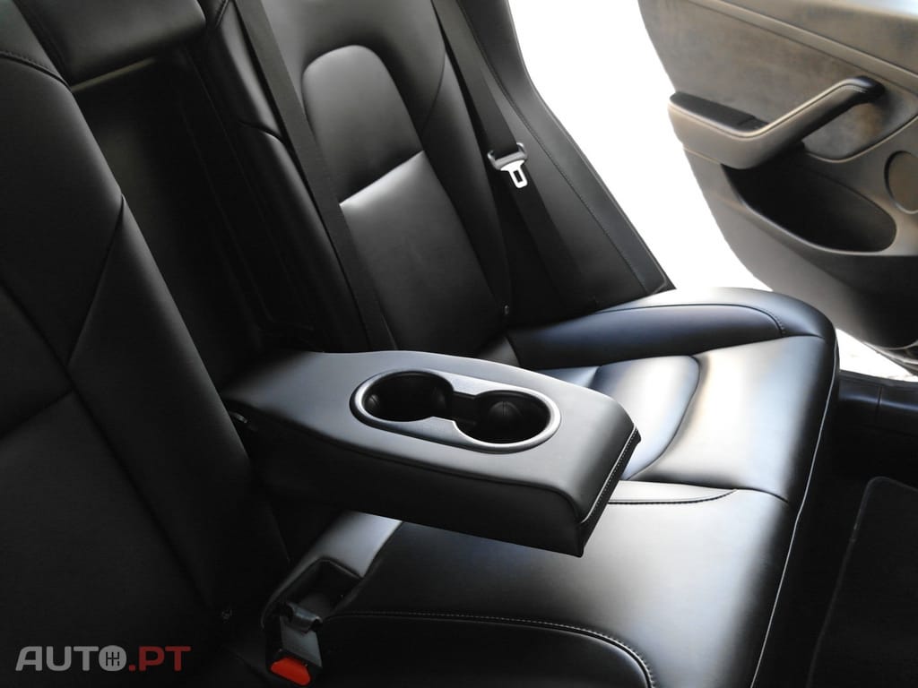 Tesla Model 3 Long Range Tração Traseira