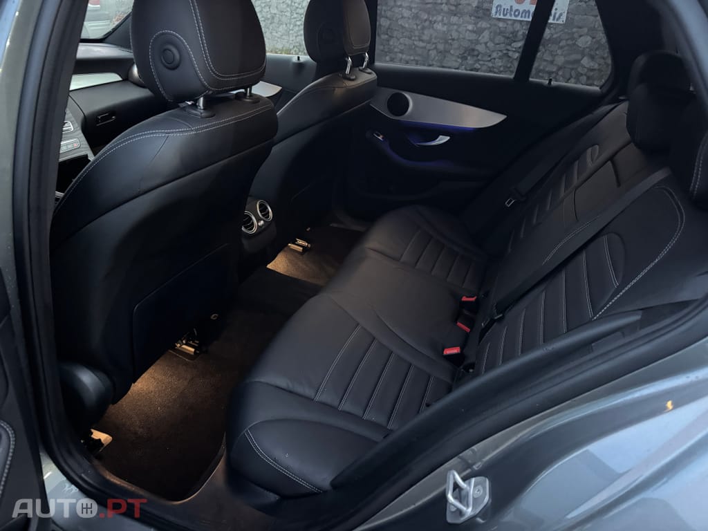 Mercedes-Benz C 300 de AMG Line