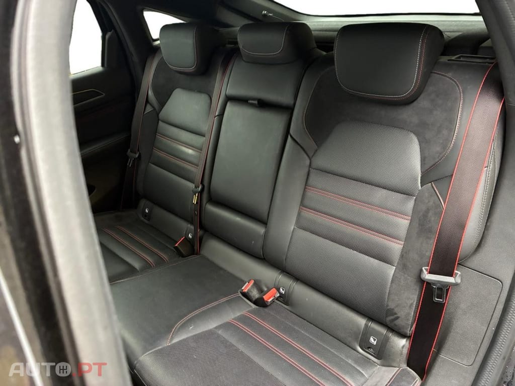 Renault Arkana 1.6 E-Tech R.S. Line