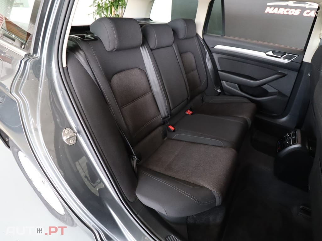 Volkswagen Passat Variant 2.0 TDi Confortline DSG