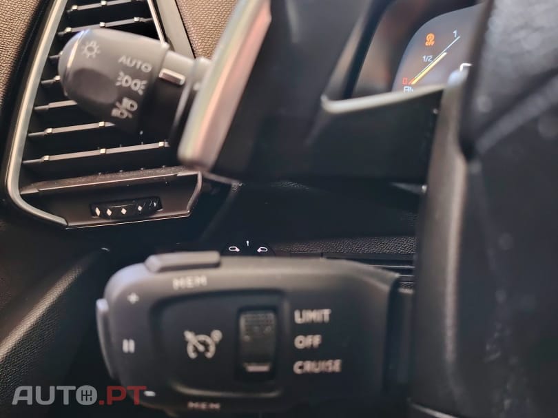 DS DS7 Crossback 1600 cm3 180 cv EAT8 SO CHIC