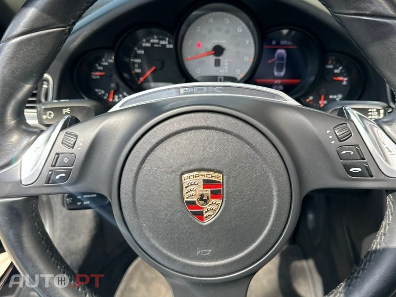 Porsche 911 Carrera 4 S PDK