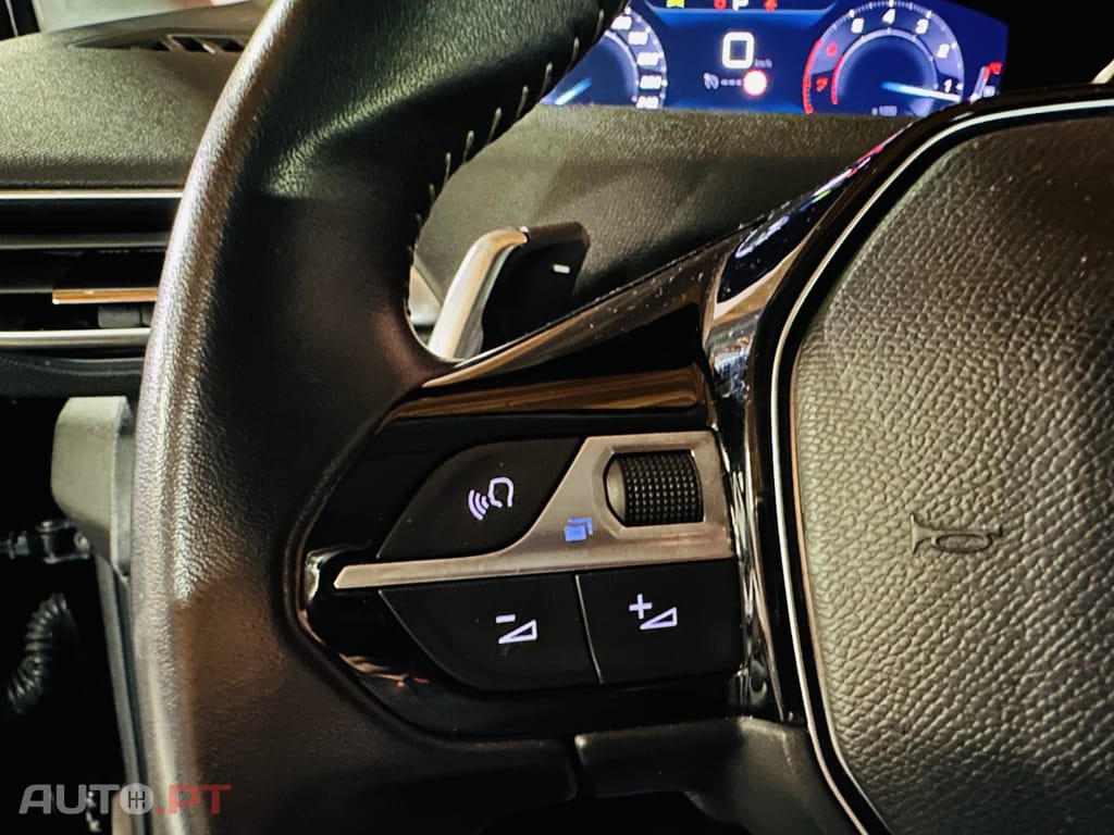 Peugeot 3008 PureTech 130 Stop & Start GPF EAT8 Active
