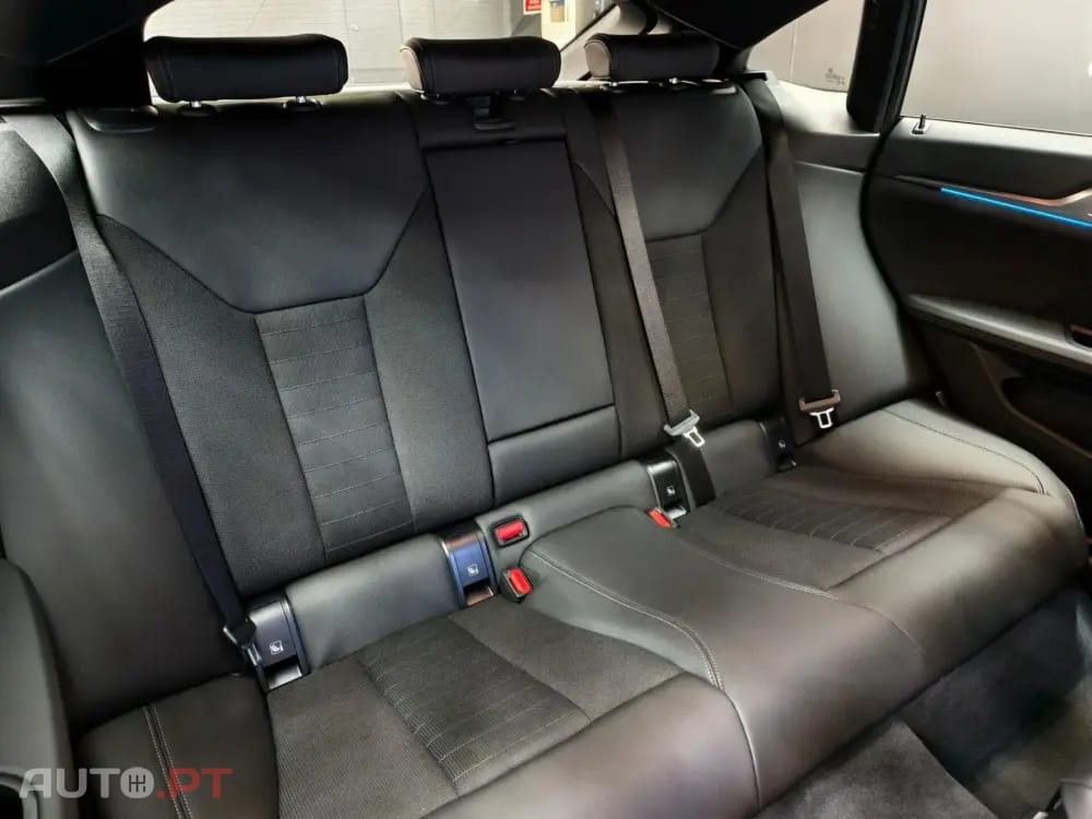 BMW i4 eDrive40