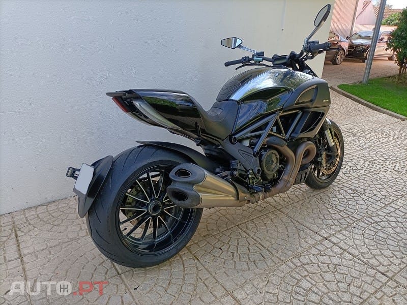 Ducati Diavel 1200 CROMO ABS COM EXTRAS
