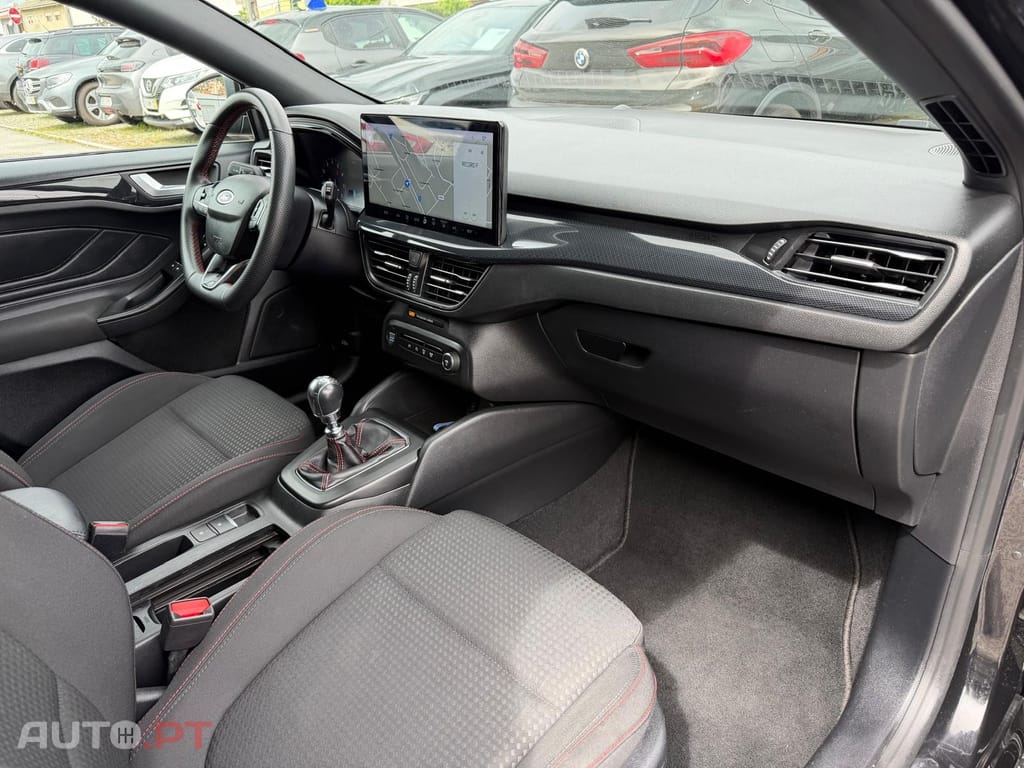 Ford Focus SW 1.0 EcoBoost MHEV ST-Line