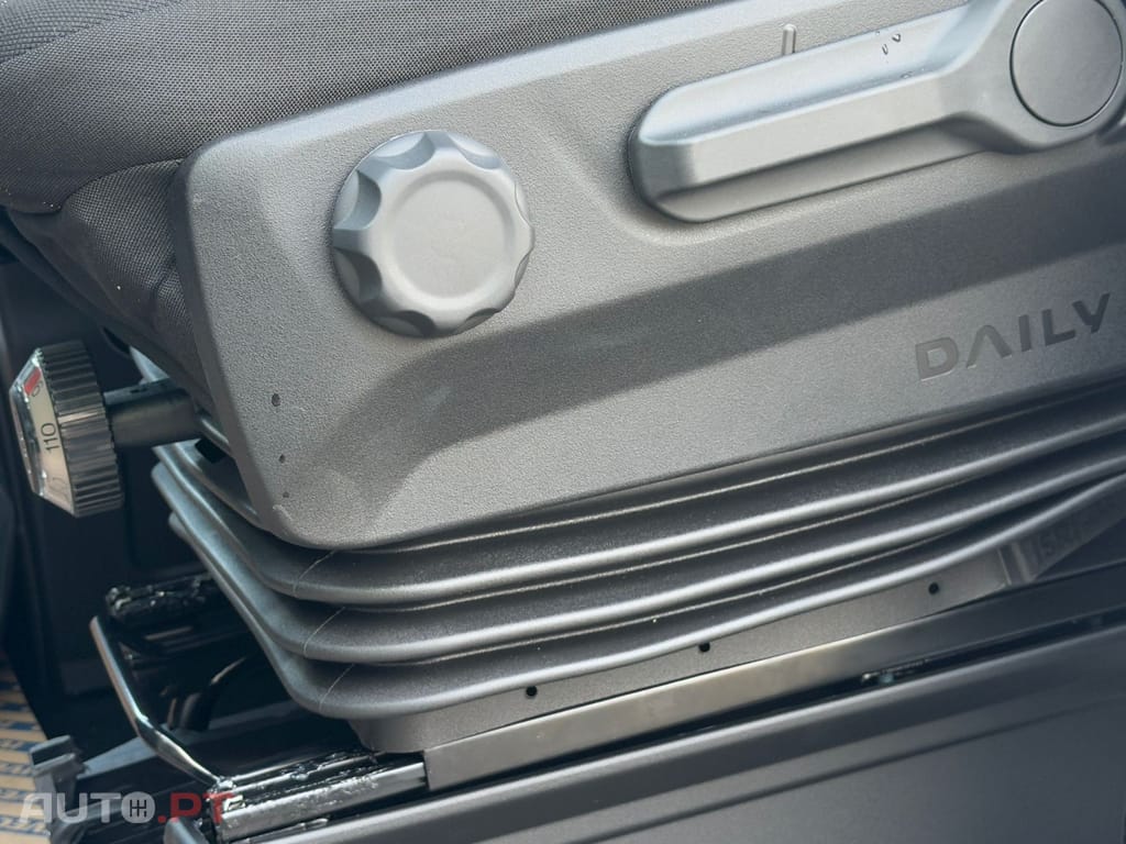 Iveco Daily L 3 H 2  160 CAVALOS