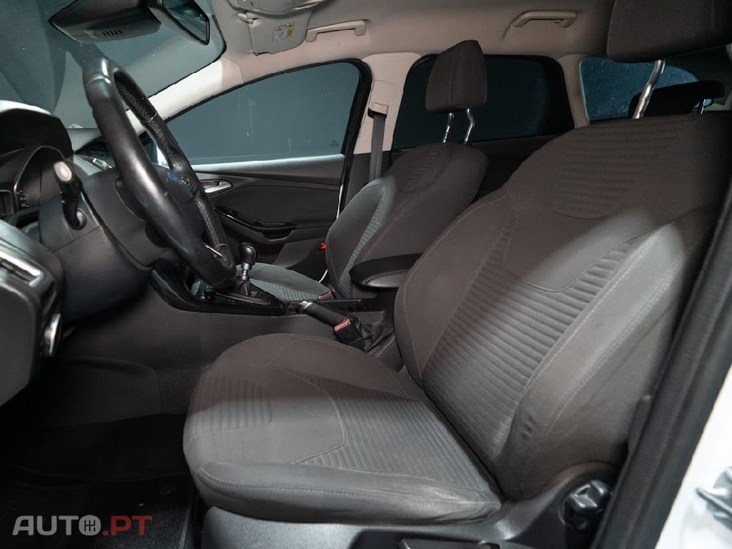 Ford Focus SW 1.0 SCTi Titanium Best