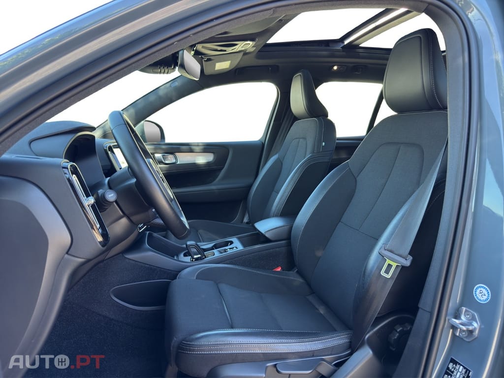 Volvo XC40 1.5 T5 PHEV Momentum Plus