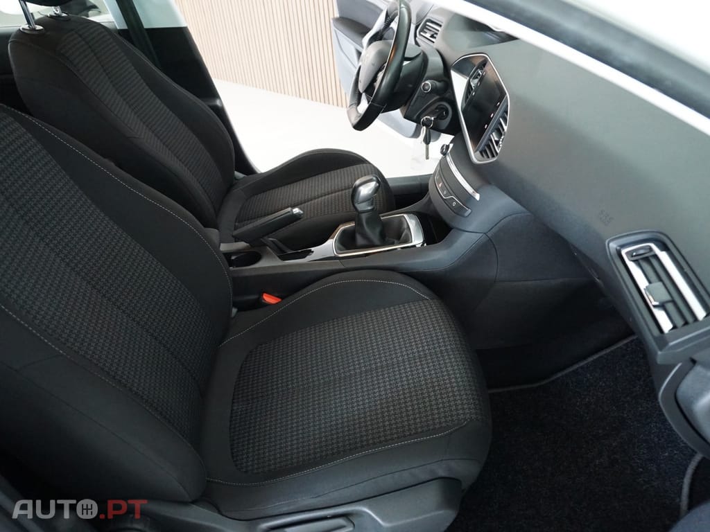 Peugeot 308 SW 1.6 BlueHDi Style