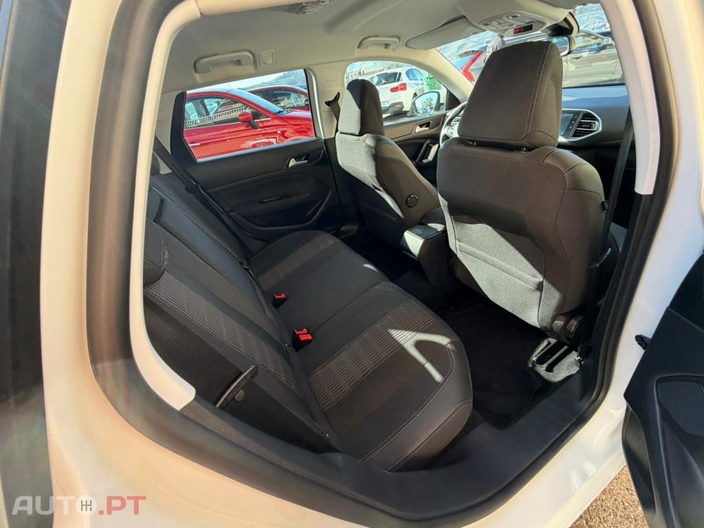 Peugeot 308 SW 1.5 BlueHDi Allure Pack EAT8