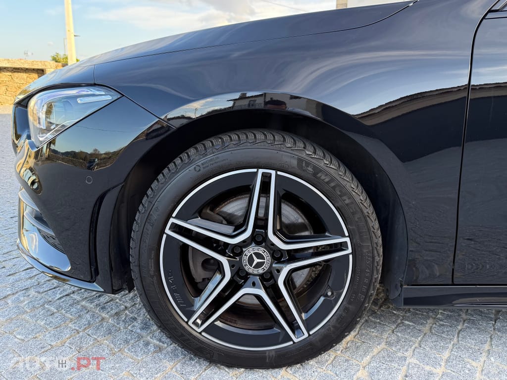 Mercedes-Benz CLA 250 e Shooting Brake AMG Line