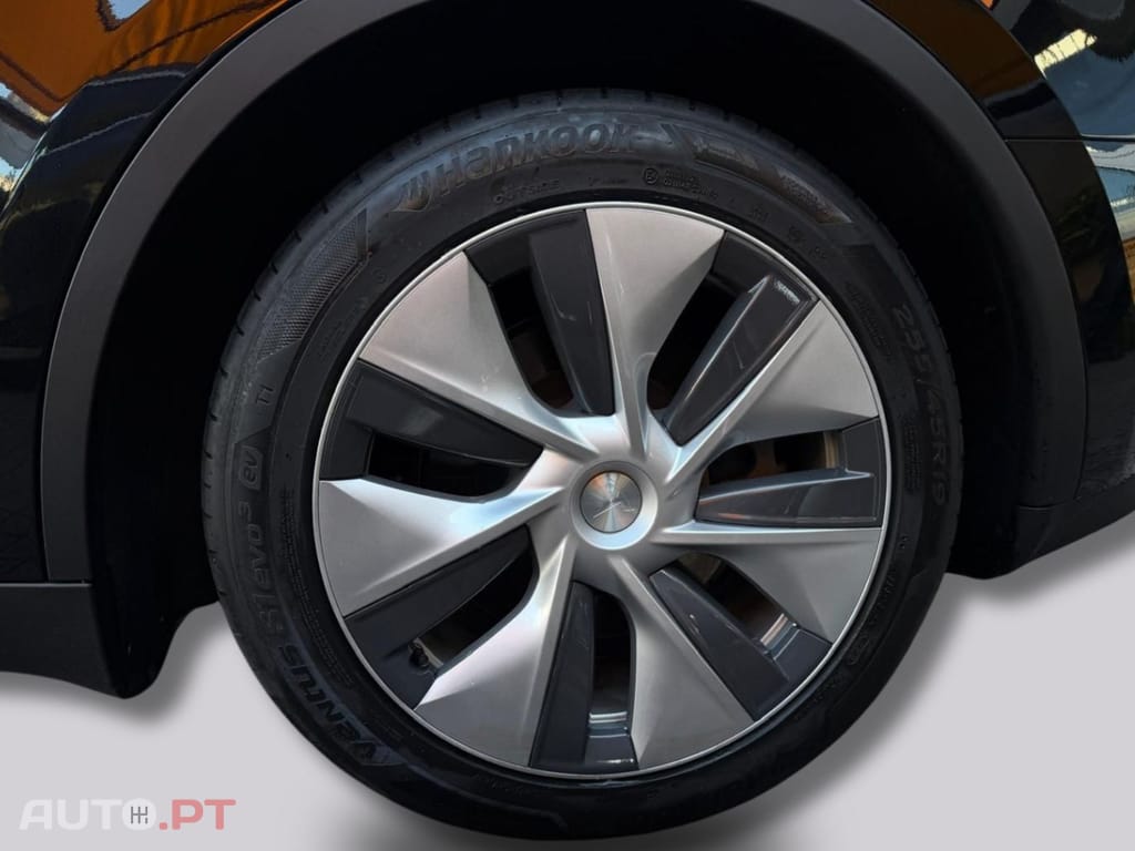 Tesla Model Y I.V.A DEDUTÍVEL 