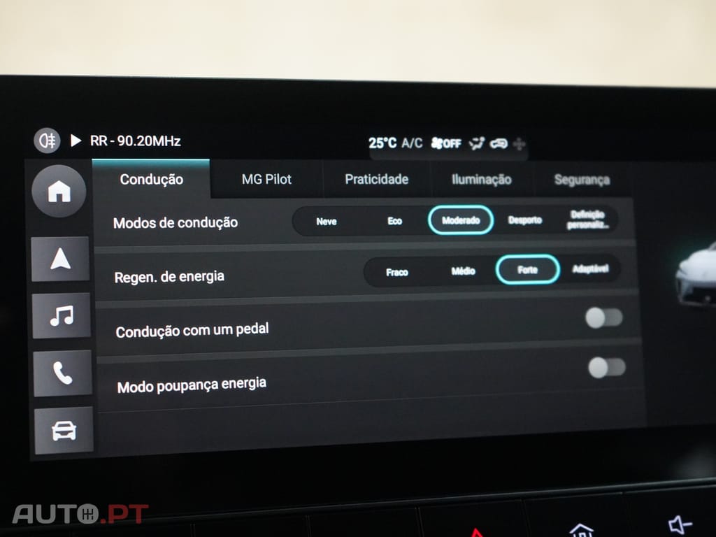 MG MG4 64 kWh Luxury