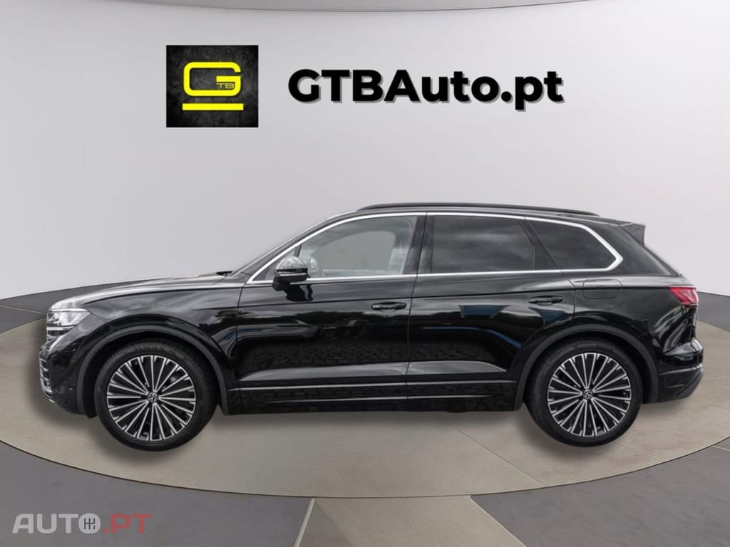 Volkswagen Touareg I.V.A DEDUTIVEL 3.0 eTSI eHybrid