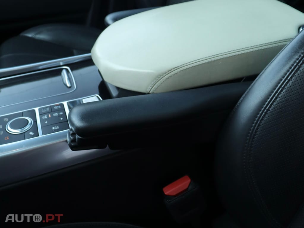 Land Rover Range Rover Sport 3.0 SDV6 HSE Dynamic