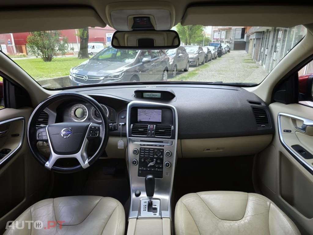 Volvo XC60 2.4 D Momentum Geartronic