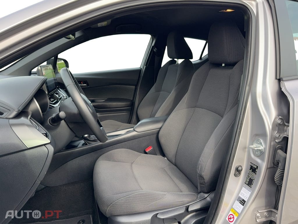 Toyota C-HR 1.8 HSD Comfort+P.Style
