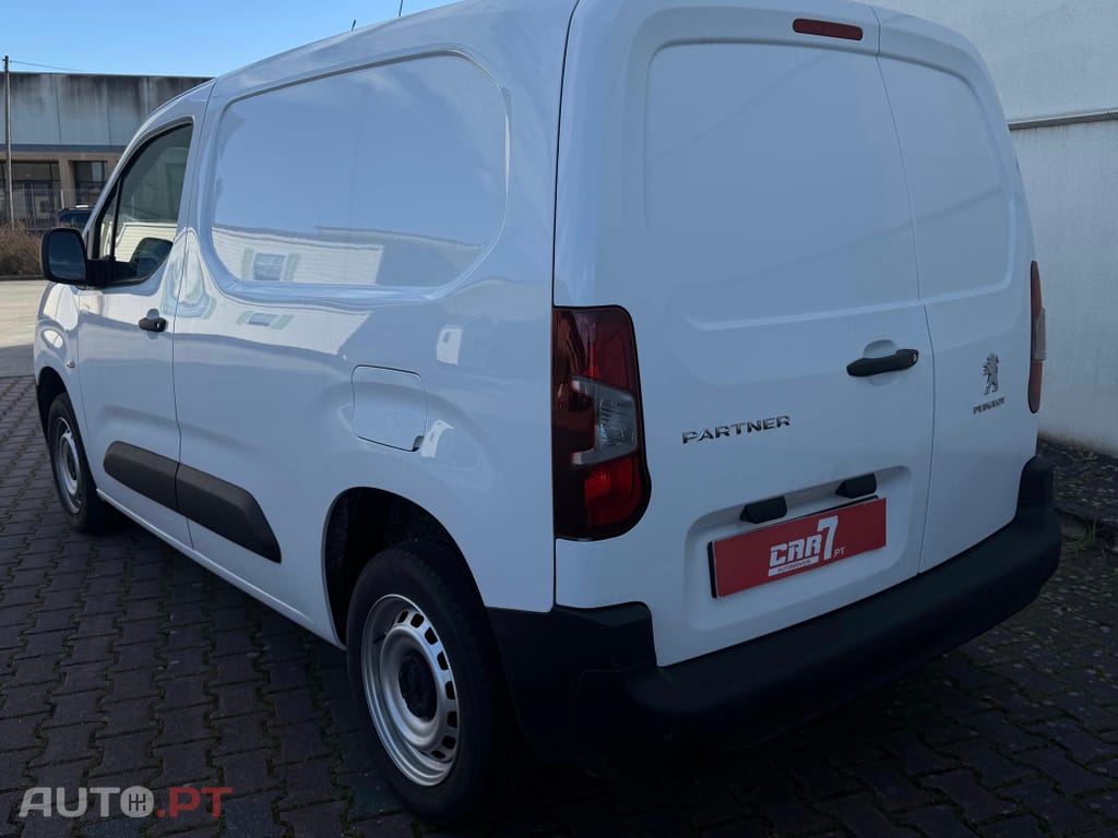 Peugeot Partner Outro
