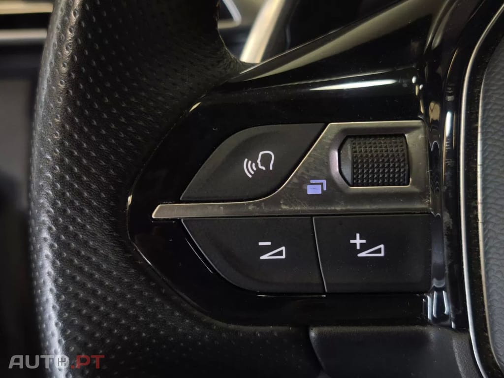 Peugeot 3008 PureTech 130 Stop & Start GPF EAT8 GT