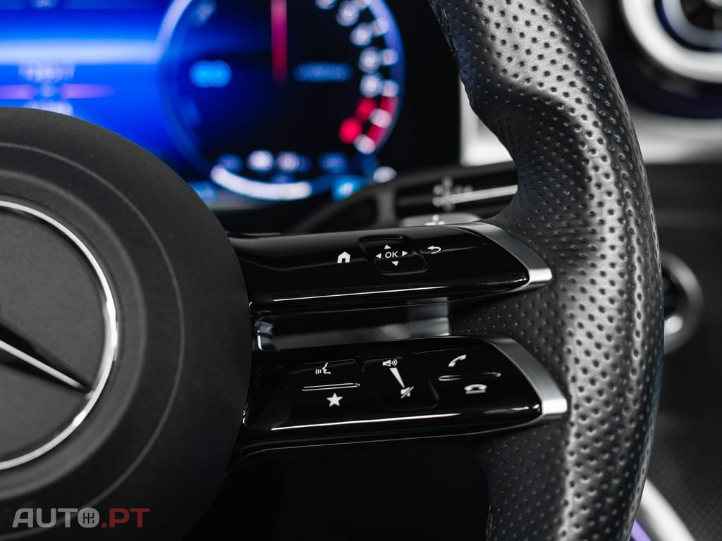 Mercedes-Benz C 300 e T 9G-TRONIC AMG Line