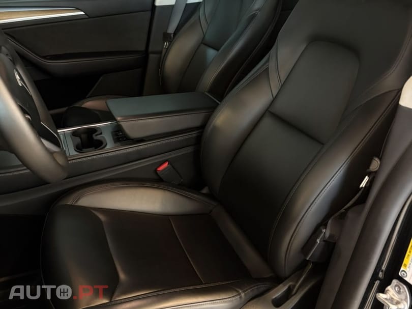 Tesla Model Y Tração Traseira