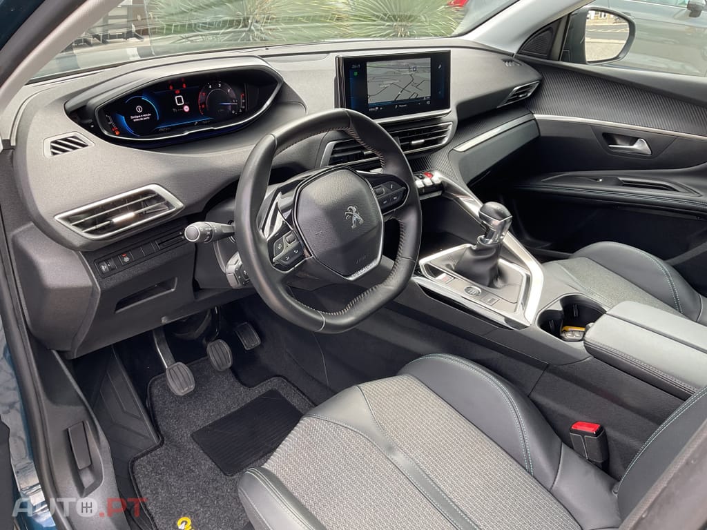 Peugeot 3008 1.5 BlueHDi Active Pack
