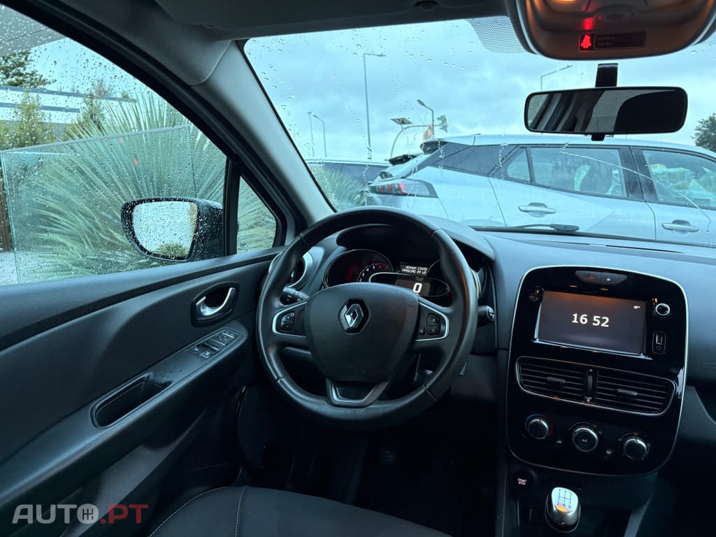 Renault Clio Sport Tourer 0.9 TCE Limited