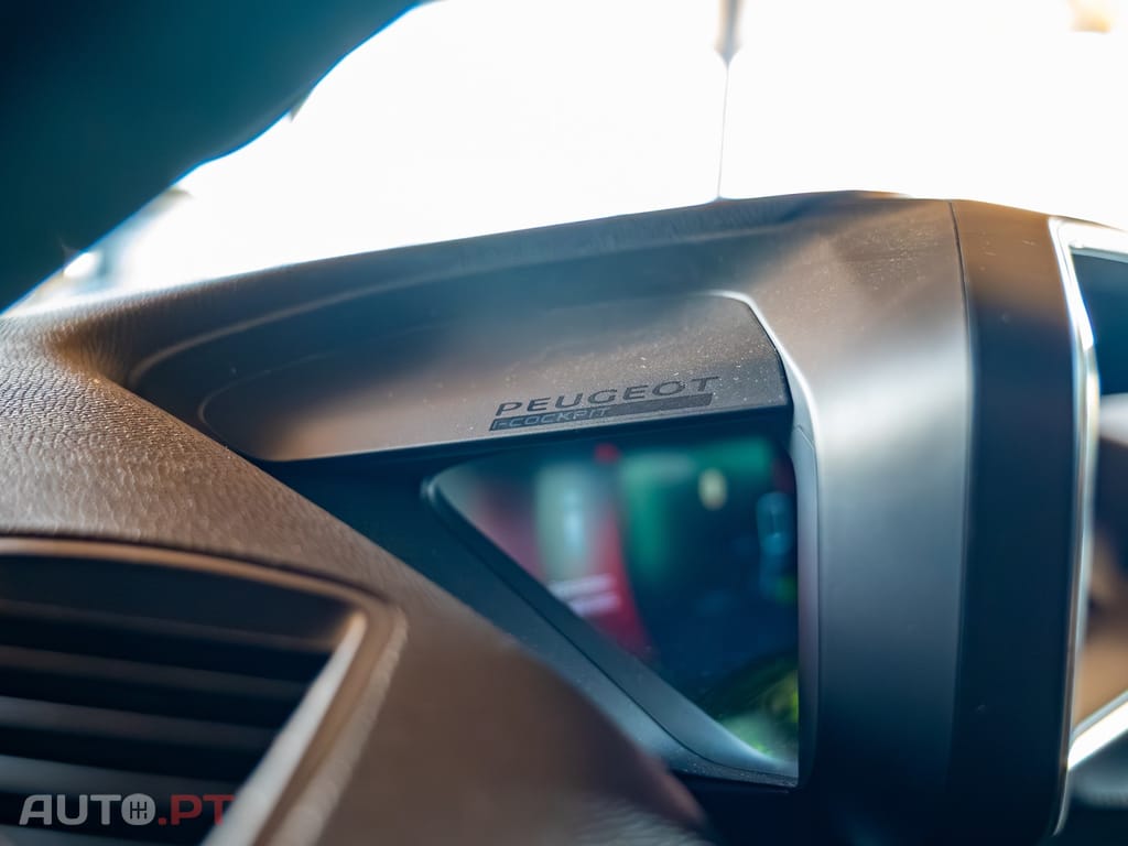 Peugeot 2008 1.2 PureTech Allure Pack