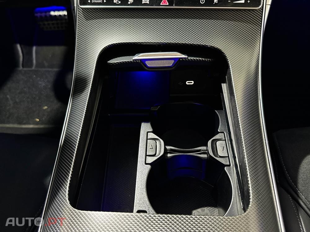 Mercedes-Benz C 300 e 9G-TRONIC AMG Line Advanced