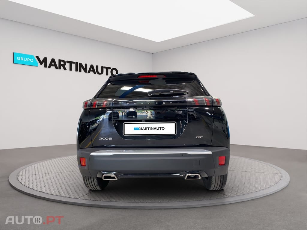 Peugeot 2008 1.2 PureTech GT EAT8