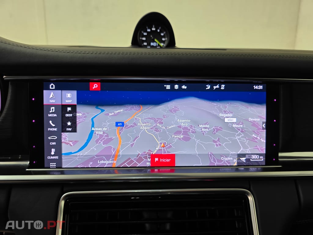 Porsche Panamera 4 e-hybrid