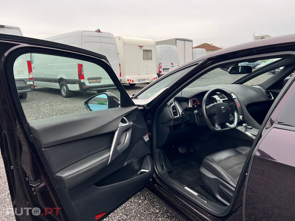 DS DS5 2.0 Hybrid4 Sport Chic