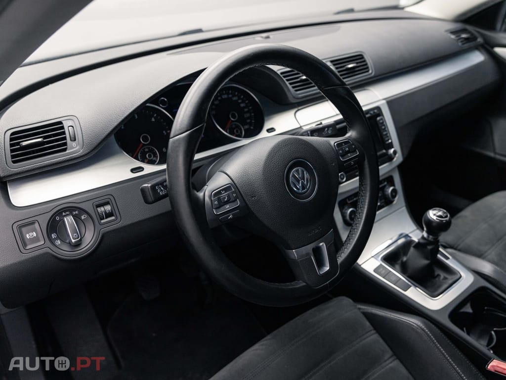 Volkswagen Passat CC 2.0 TDi