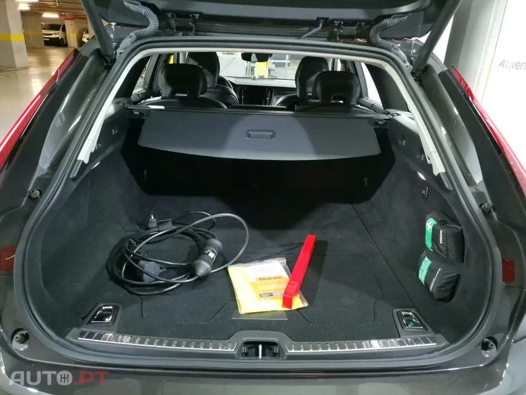 Volvo V90 2.0 T6 PHEV Inscription AWD