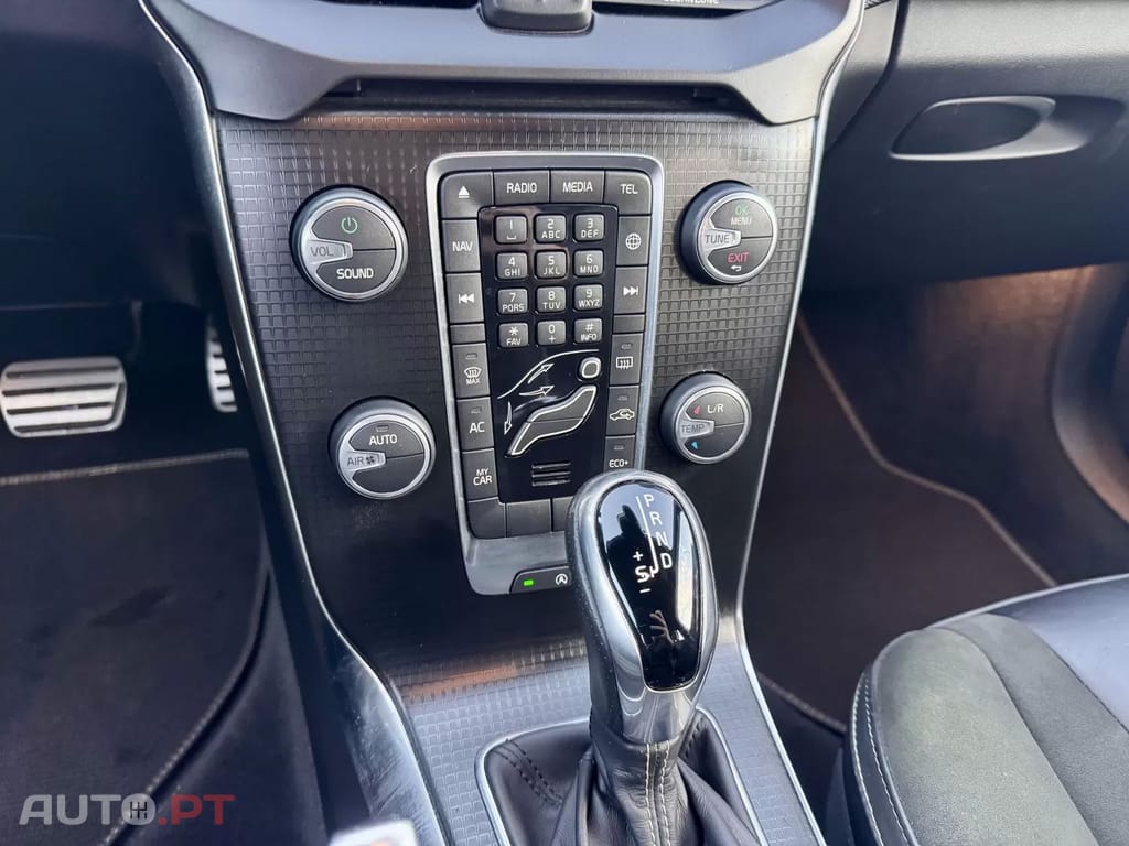 Volvo V40 2.0 D2 R-Design Geartronic