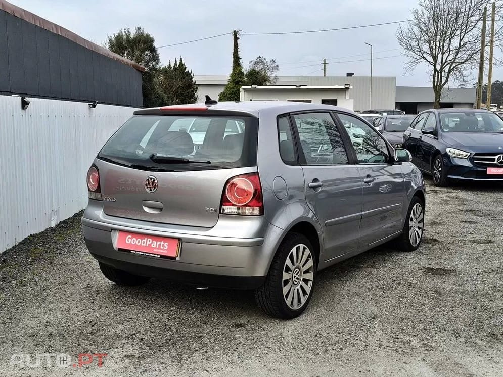 Volkswagen Polo 1.4 TDi Trendline — fotografia 8