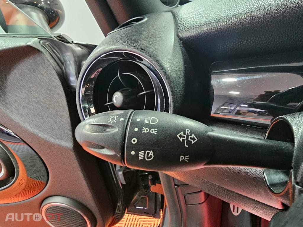 MINI Cooper S John Cooper Works