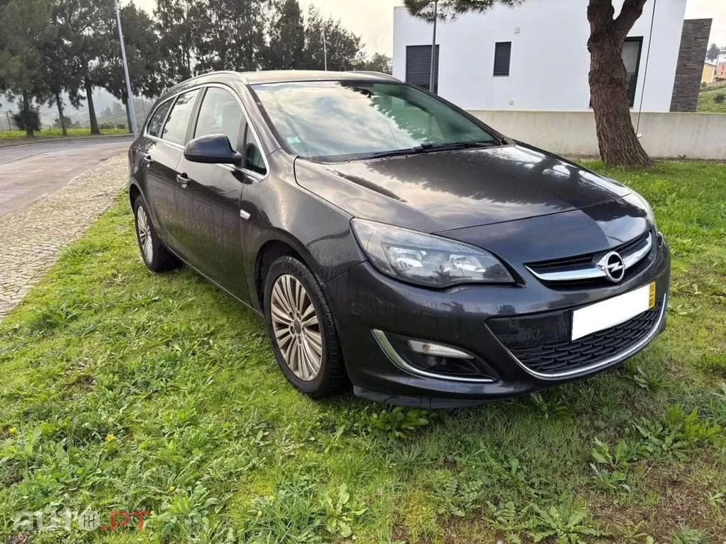 Opel Astra Sports Tourer 2.0 CDTi Cosmo S&S