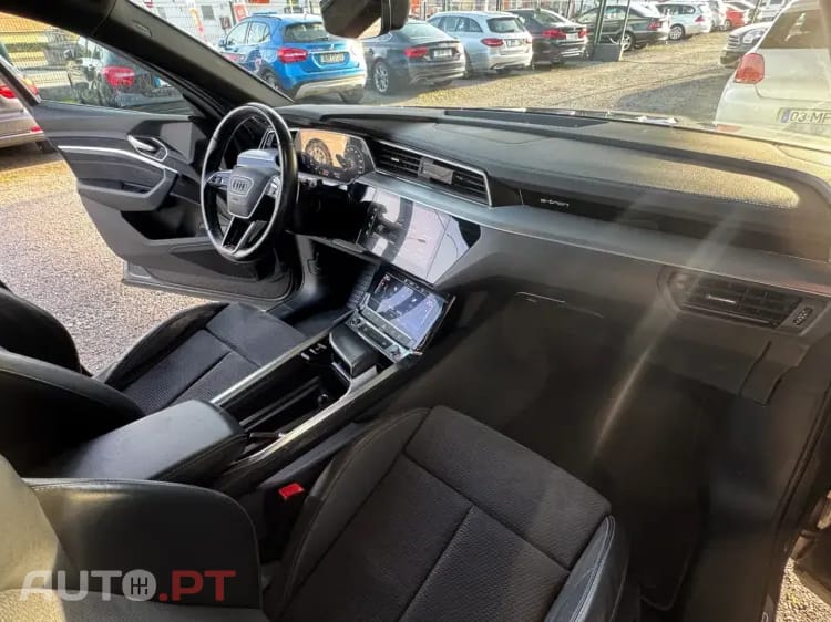 Audi E-Tron 55 quattro S line