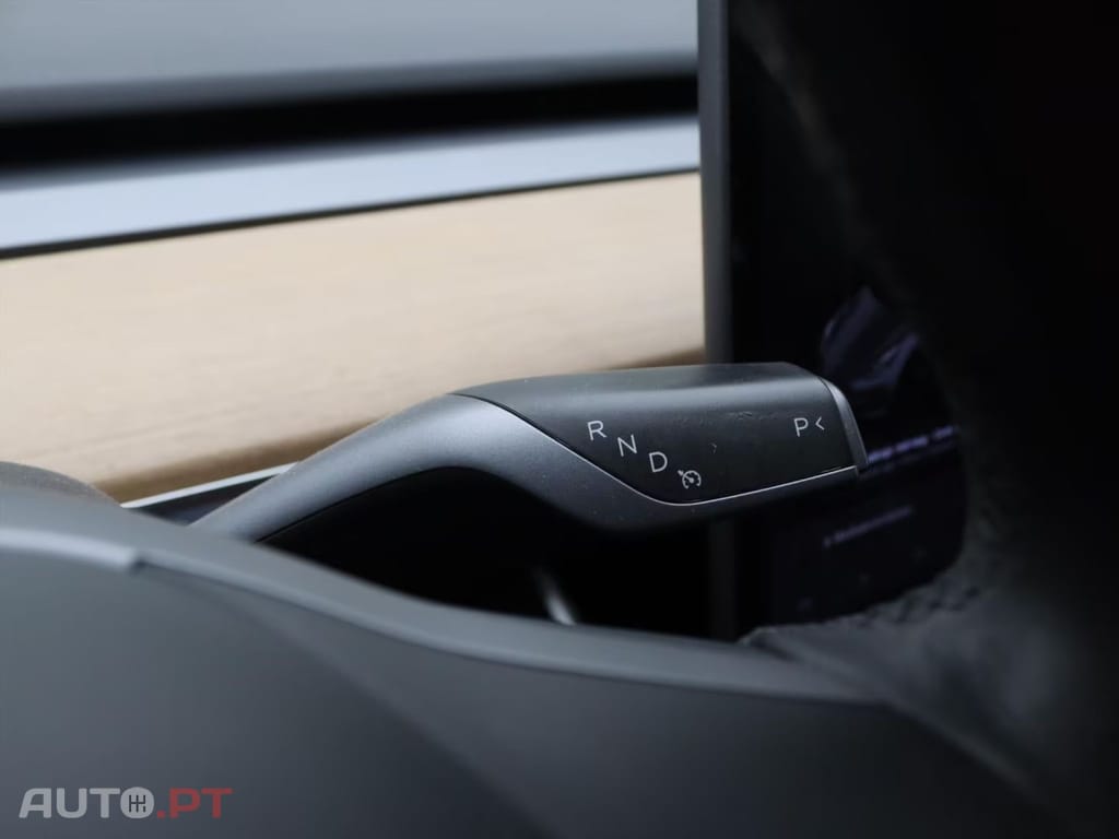 Tesla Model 3 Standard RWD Plus 92%