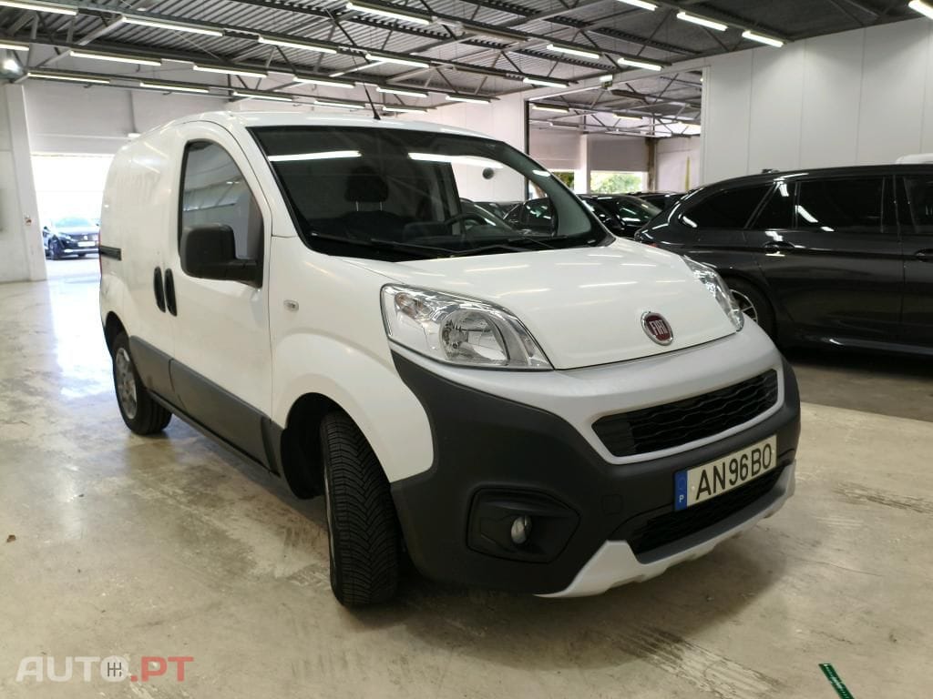 Fiat Fiorino (225) 1.3 M-jet Adventure