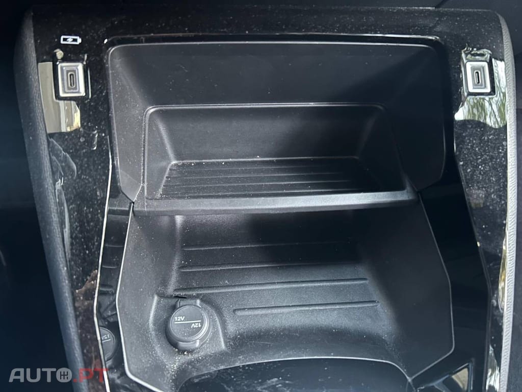 Peugeot 2008 1.2 Hybrid Allure e-DCS6