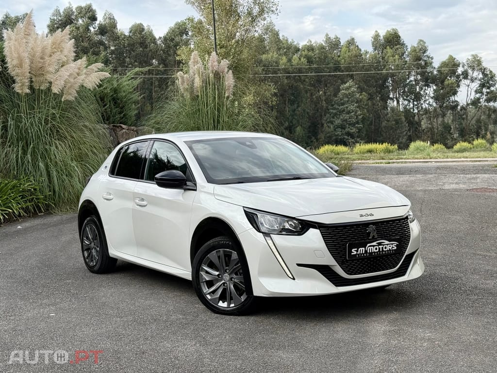 Peugeot E-208 50 kWh Active Pack